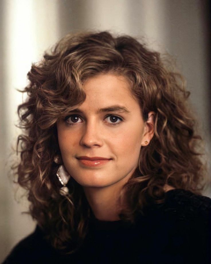 Elisabeth Shue