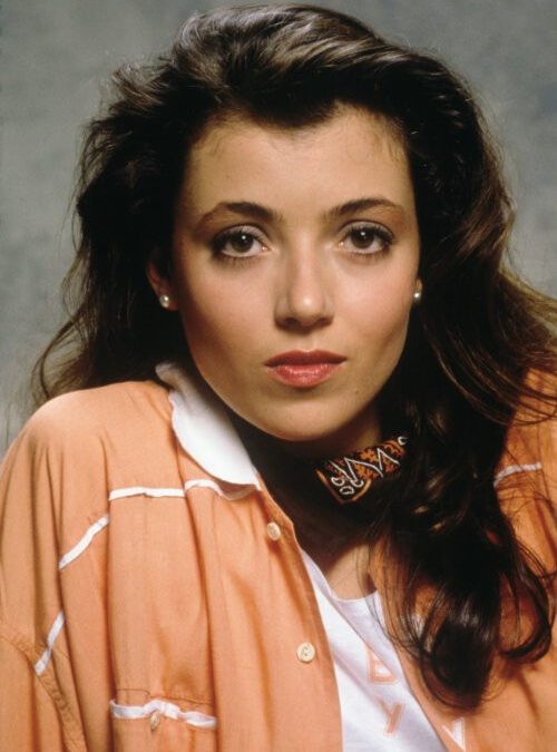 Mia Sara
